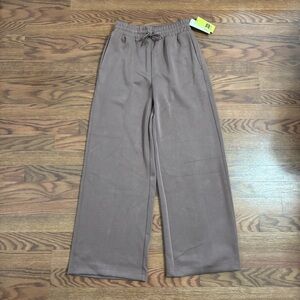 All in Motion Pants